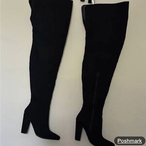 Elegant Black Over-the-Knee Boots